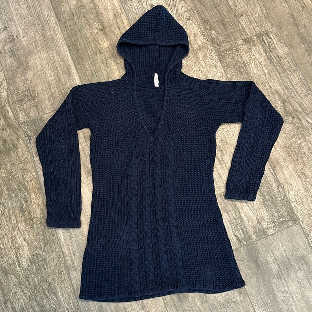 Gap body cable knit hooded swim cover